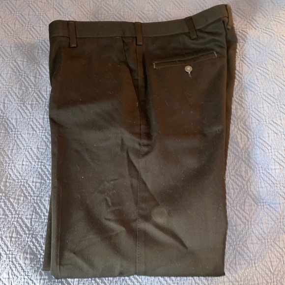 Lee stain resistant khakis - Picture 1 of 7